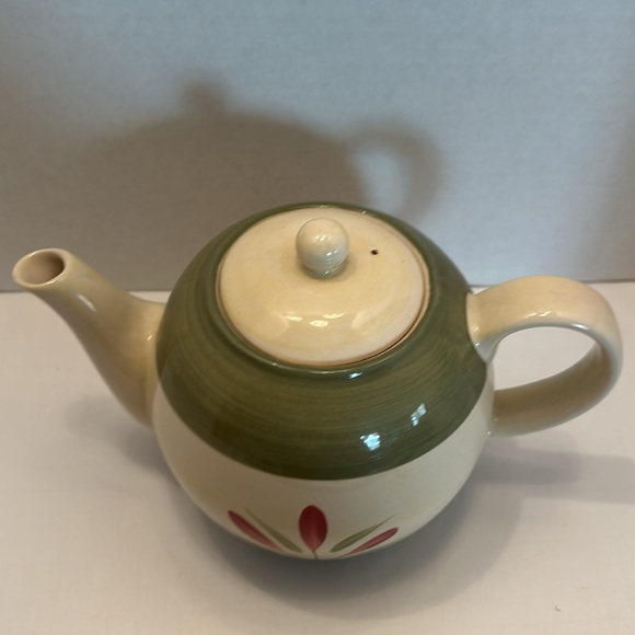 Pier 1 Verona Teapot Hand Painted Stoneware Green Pink Vintage - Picture 2 of 5
